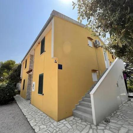 One Bedroom With Sea View 4