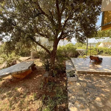Apartman One Bedroom With Sea View 4 *